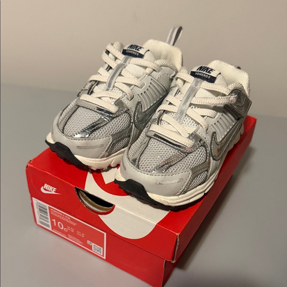 Nike Kids' Metallic Silver and White Sneakers. Size 10